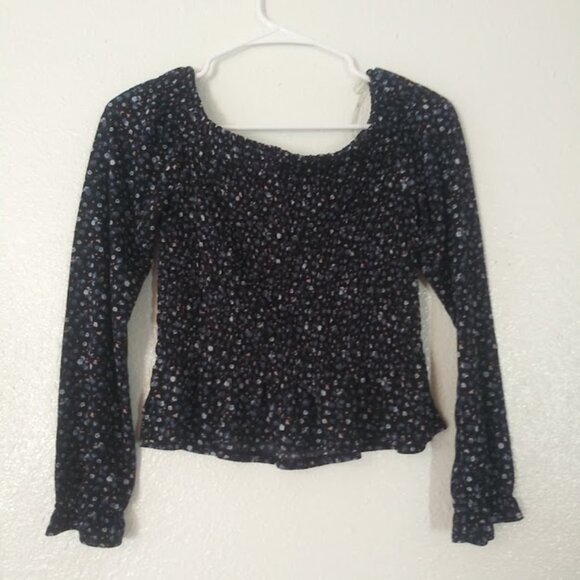 Iris women's size M black floral long sleeve smocked top - Picture 4 of 14